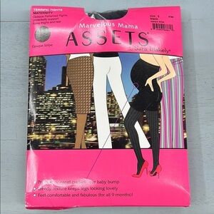 Assets by Sara Blakely Marvelous Mama Maternity Tights Black. Size 3